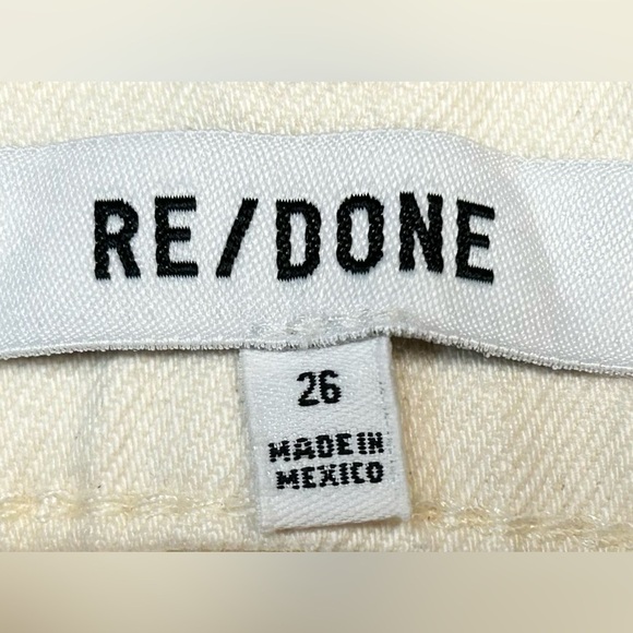 NWT Re/Done 80s Slim Straight Jeans in Vintage White, Button Fly, Size 26. - Picture 8 of 11